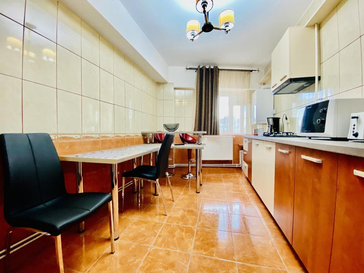 Central & Comfortable Studio ทาร์โกวิชเต ภายนอก รูปภาพ